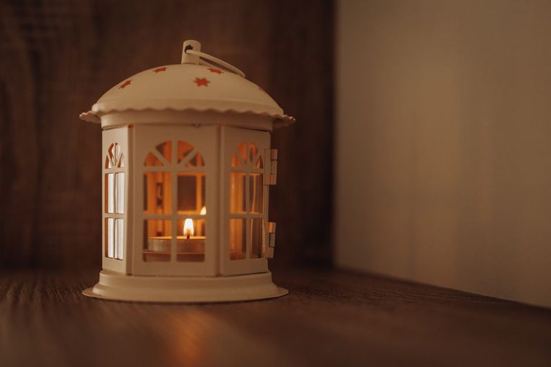 Golden Hurricane Lantern Candle